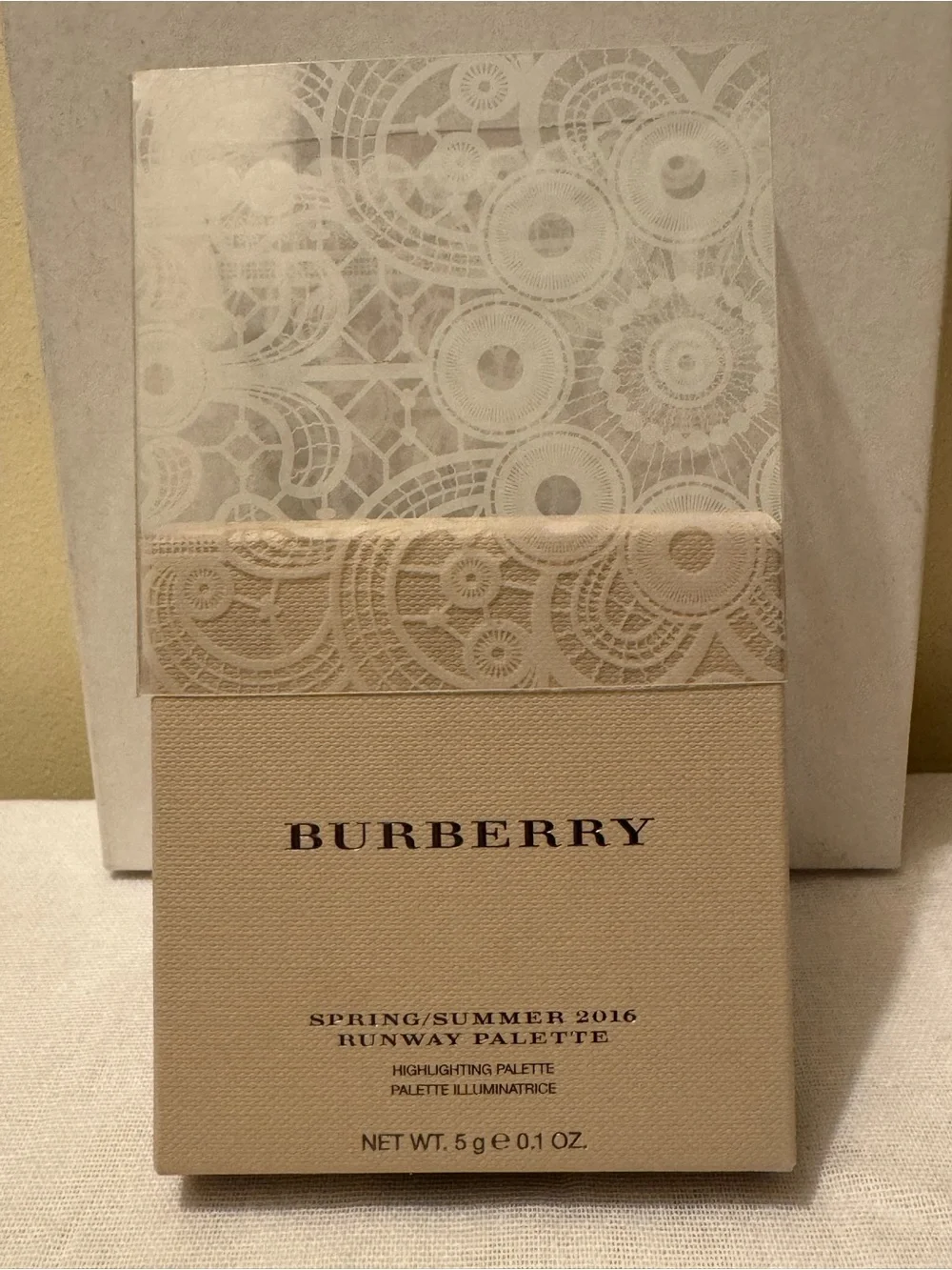 NIB Burberry 2016 Runway Highlighting Palette White No 01 Unopened